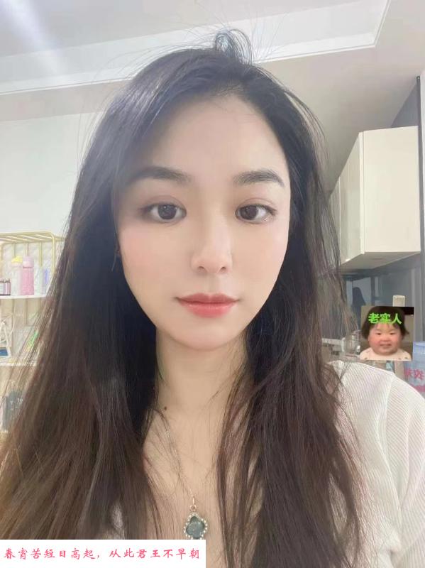 盘龙区少女小雨 第1张