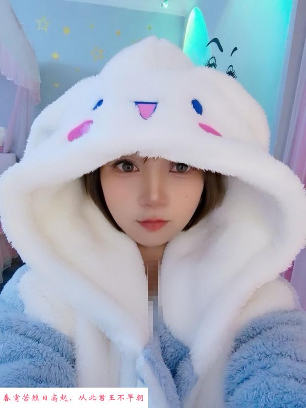 小巧美女 第2张