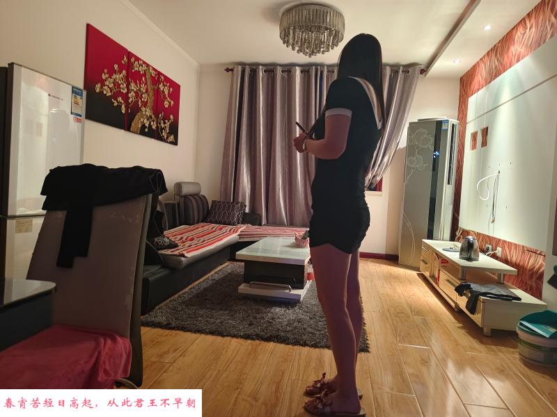 塘沽天真大长腿 第2张