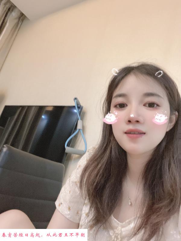 热情似火小美妞 第2张