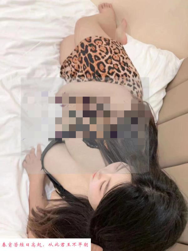 蜜桃B喷泉小姐姐 第1张