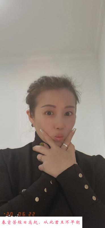 去过的两个兼职妹子 第1张