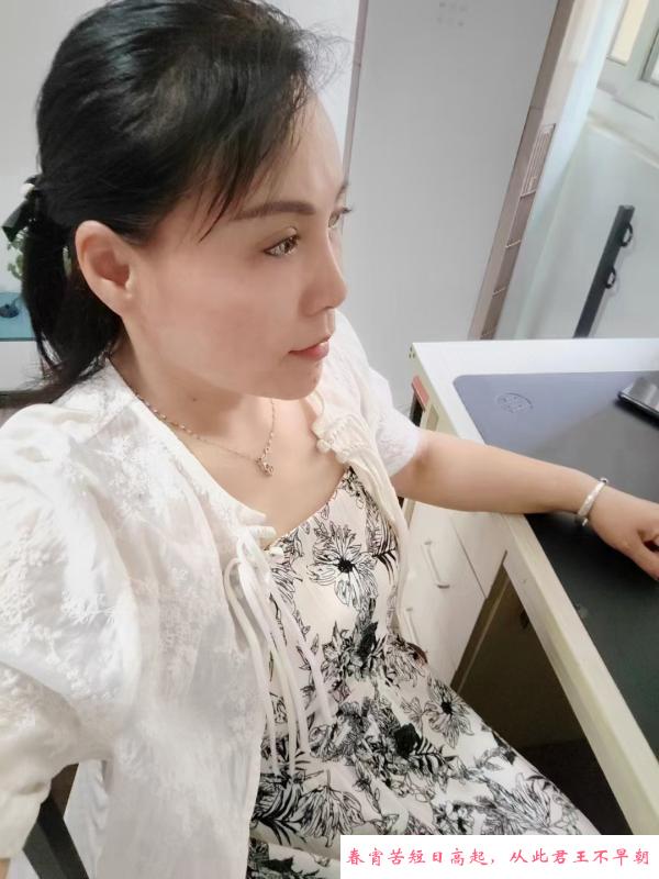 三通熟女服务多 第1张