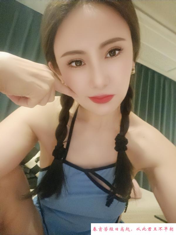 昆山丰满性感风骚老师 第1张