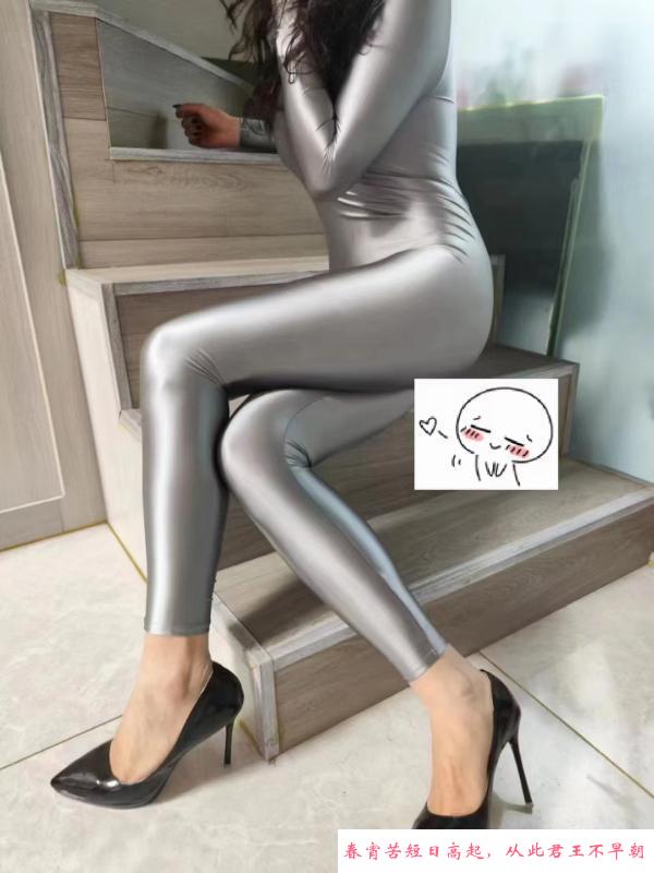健身少妇丝袜 第1张