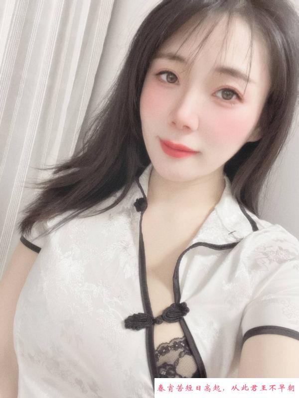 大胸美妞 第1张