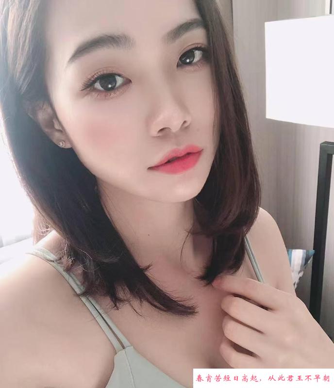 长腿性感小姐姐 第2张