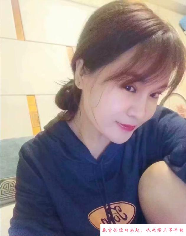 宏伟路喷水少妇 第3张