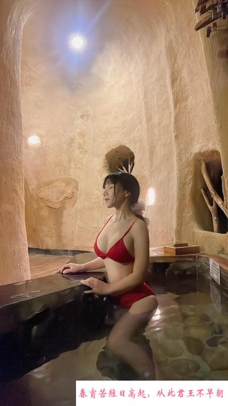 白嫩小少妇 第3张