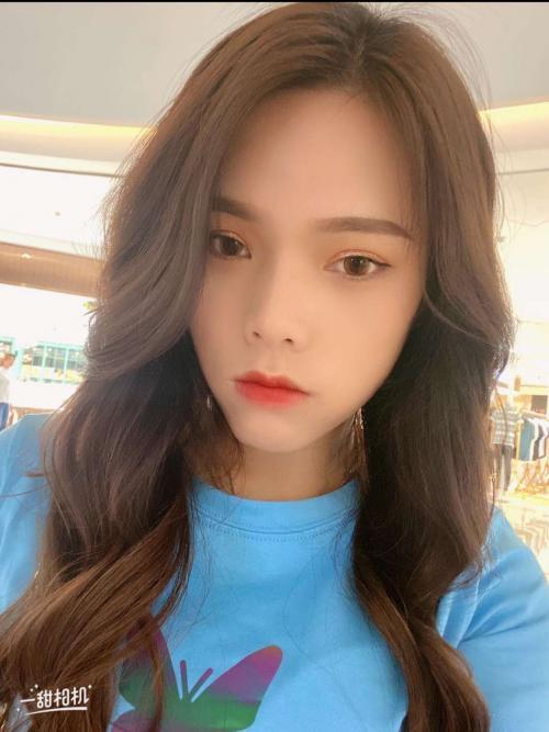 清纯小妹兼职口活好B嫩水多 第5张