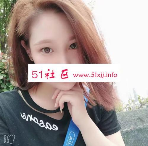 爆操姐妹花双飞真TM爽 第2张