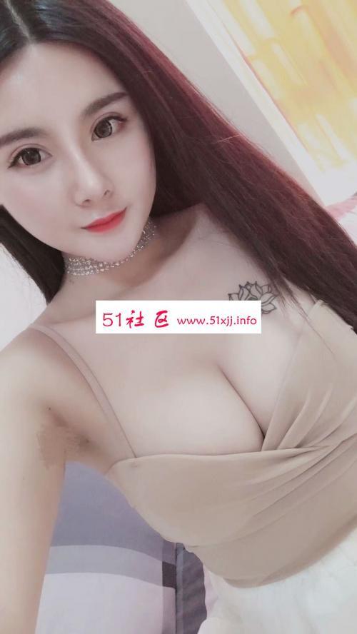 三点粉嫩皮肤白皙鲜嫩多汁 第1张