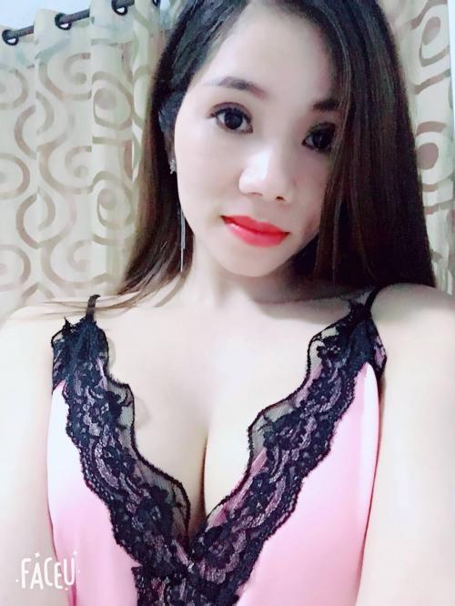 高挑大波风骚女夏琳 第1张