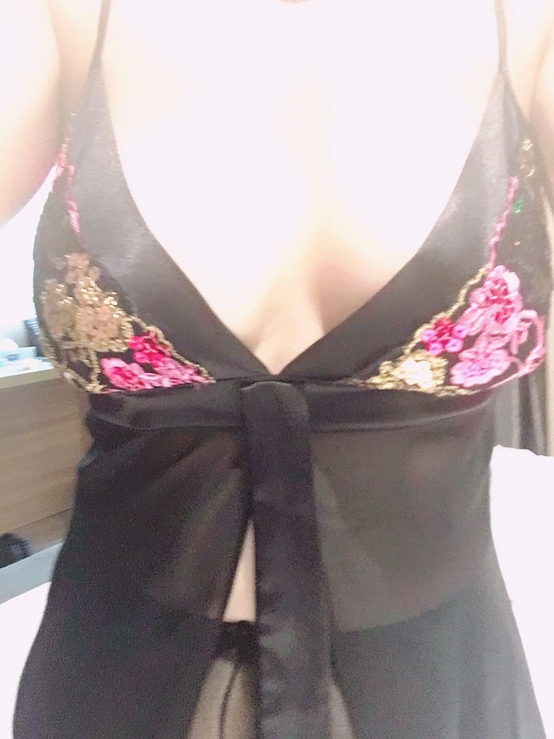 介绍一个少妇紫琦 第2张