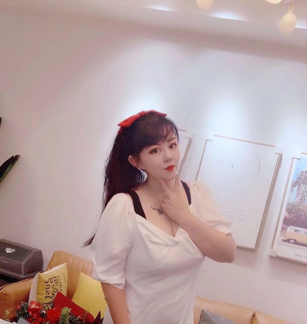 2020年12月5温婉贤惠的南山妹子 第1张