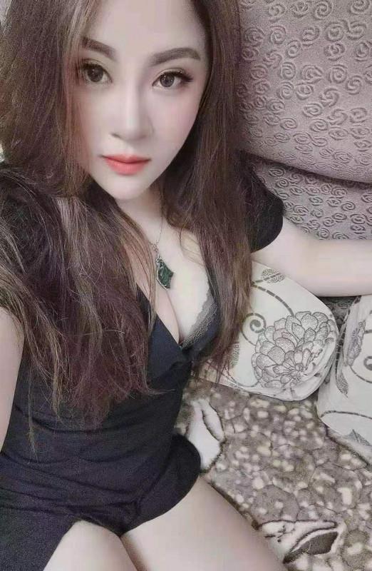 可以一字马的妹子 第1张