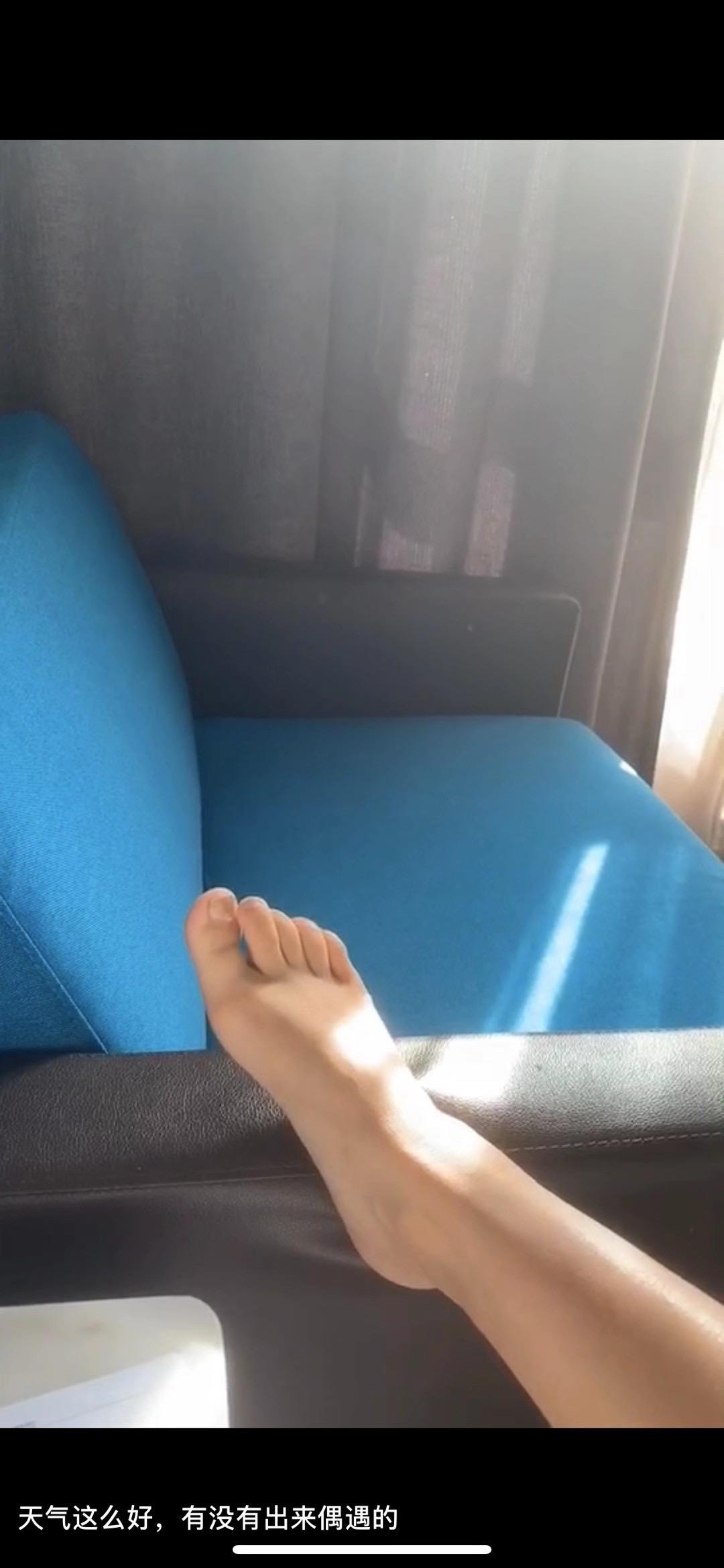 城关美女 第4张