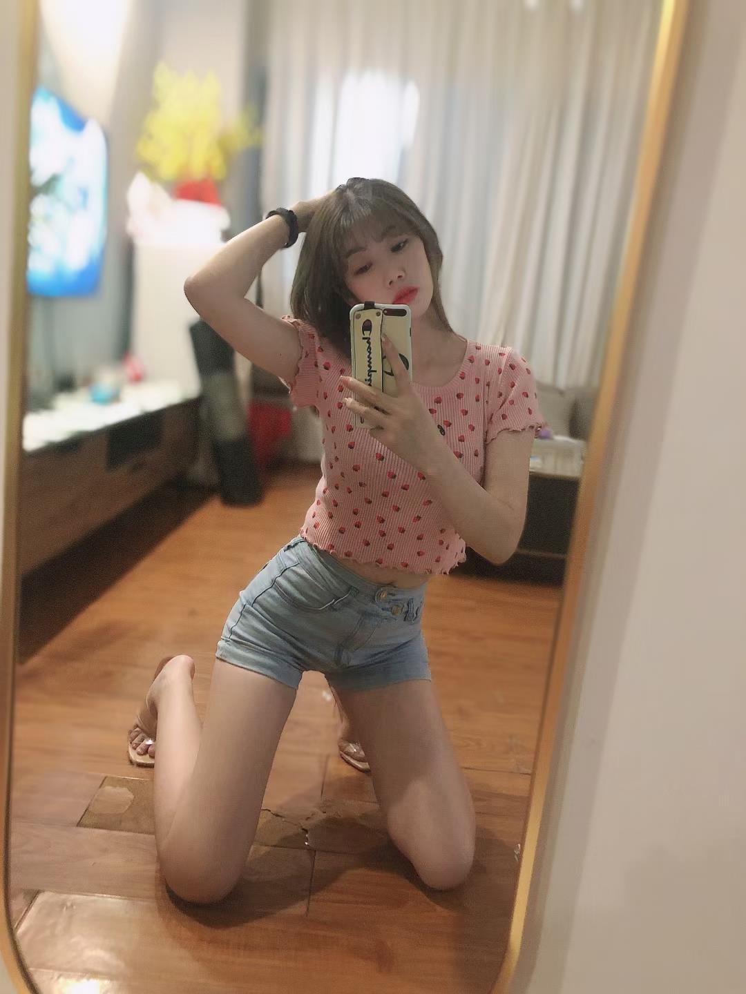 云鼎170长腿小姐姐芊芊 第1张