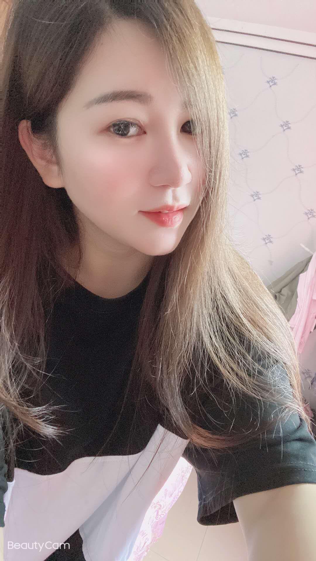 龙华小姐姐 第1张