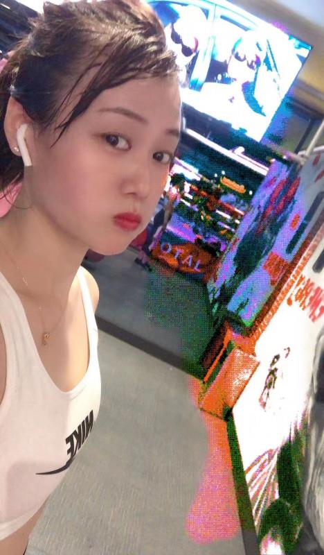 颜值气质兼具的少妇 第2张