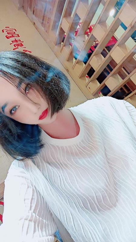 丰台人妖美女 第1张