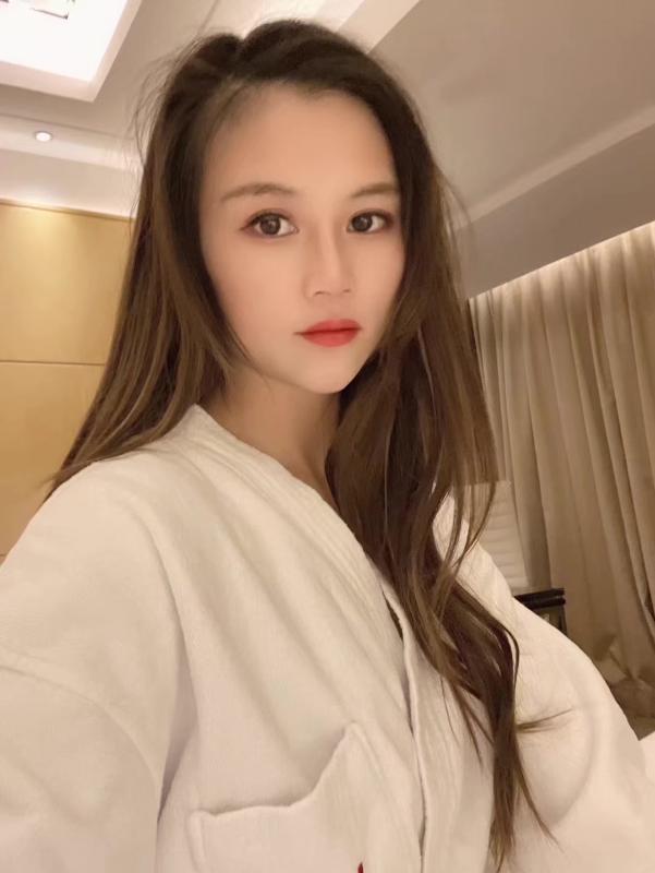 黄浦小姐姐 第1张