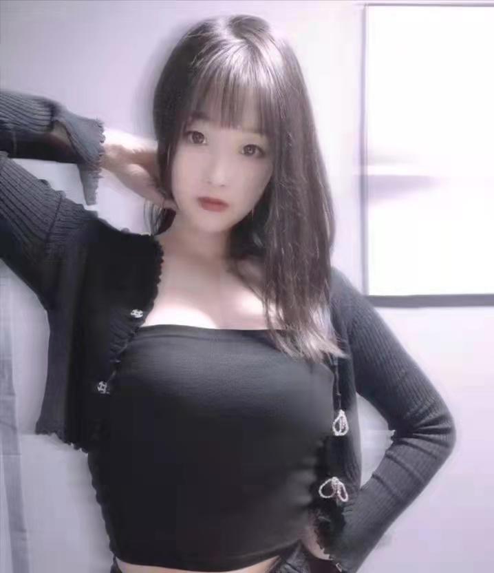 可深喉的妹妹，叫声淫荡，后入出货 第3张