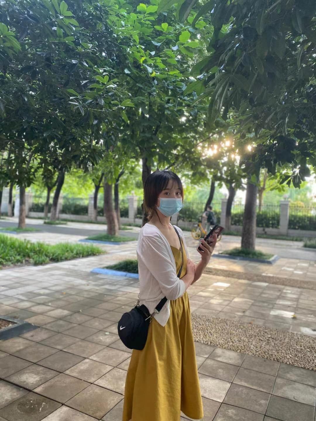 汉阳区玉龙路小嫩妹，颜值一般，熊也不大，不过是白虎 第1张