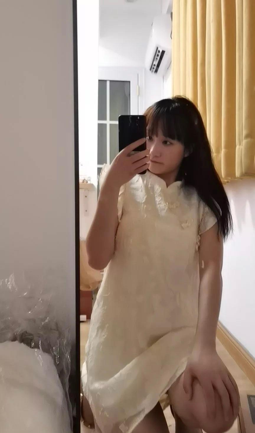 江岸区骚妹，前凸后翘，蜜桃臀，让俺战斗力爆增几倍 第2张
