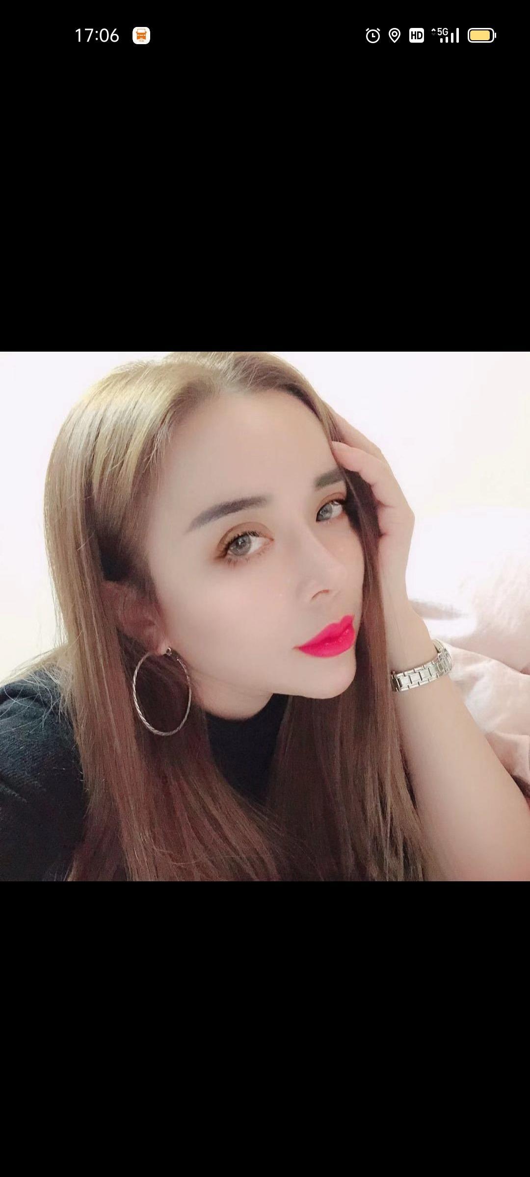 大胸妹,水多,小狼刚体验过 第2张