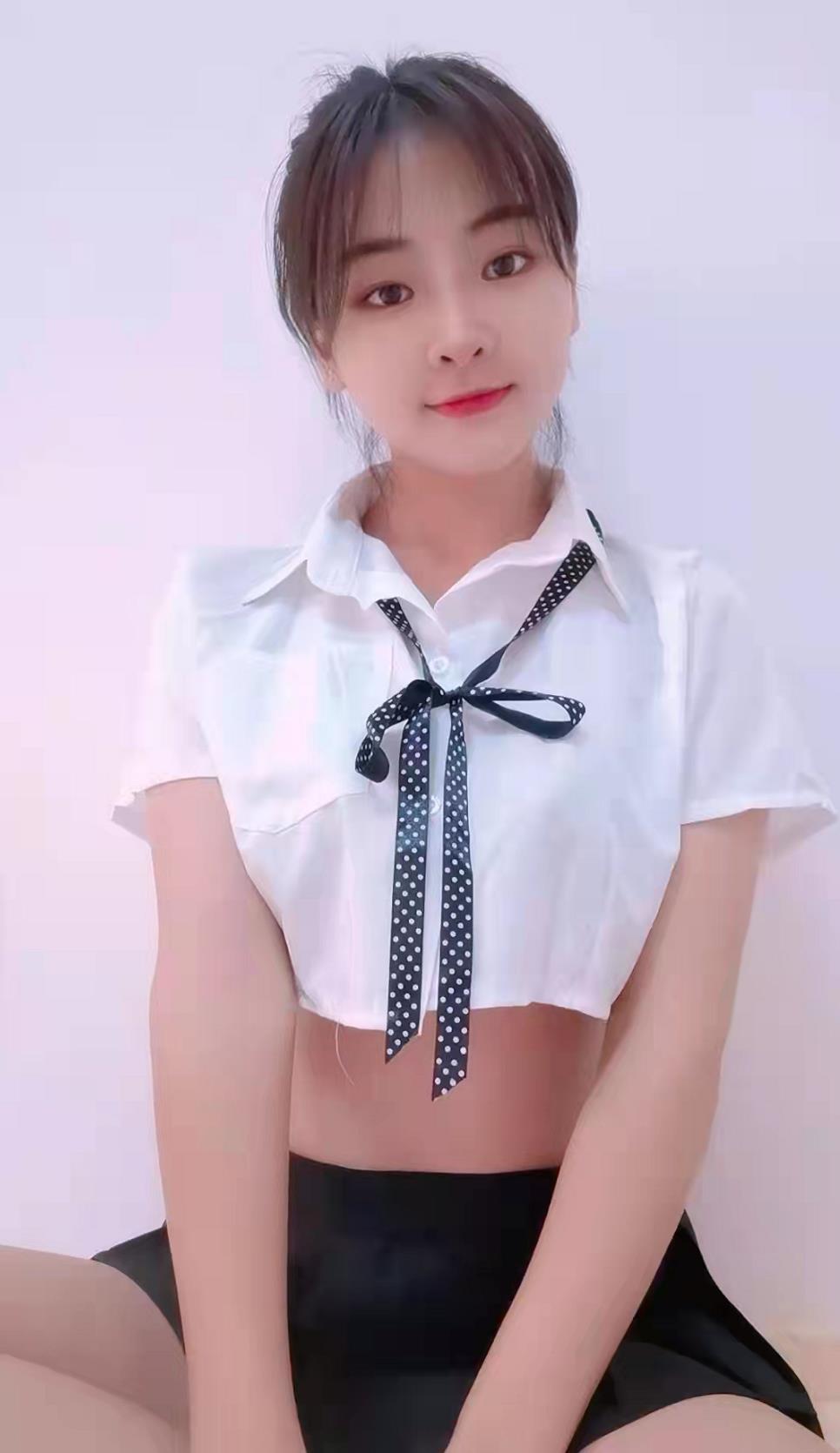 18岁可爱小甜甜，小粉嫩，唯一就是紧致 第4张