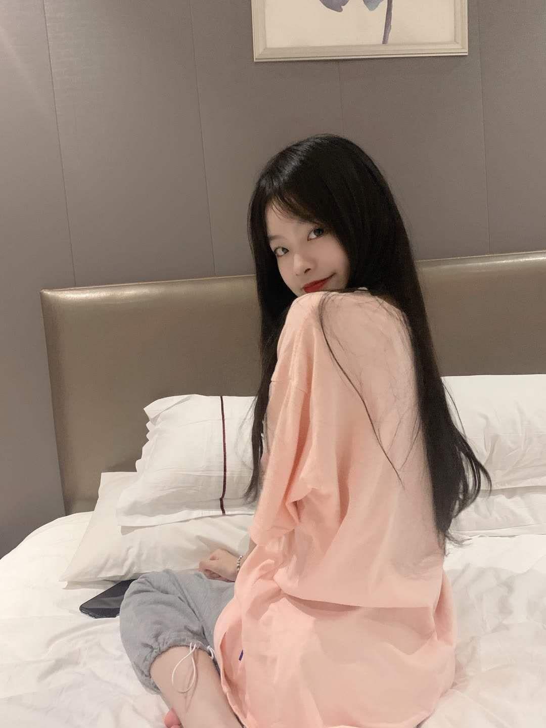 三点粉兼职妹妹紧紧 第1张