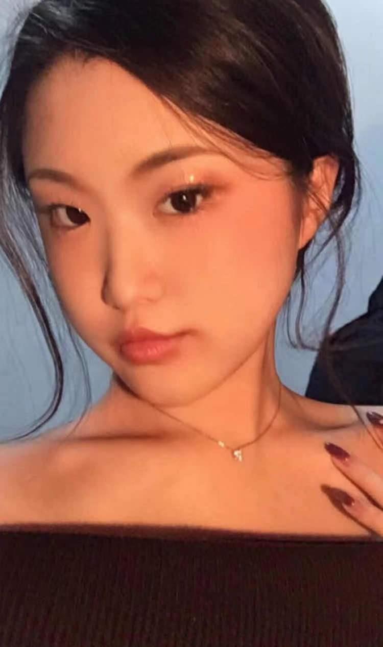 温婉少妇爱不释手 第1张