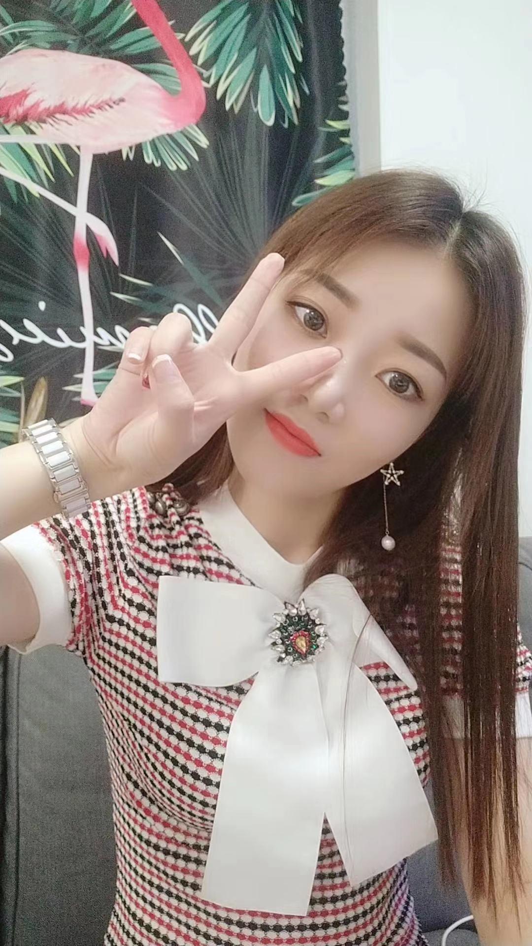 五官精致身材完美价格小贵 第2张